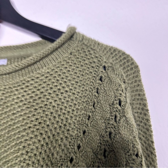 Charlotte Russe Cropped Crochet Oliver Green Sweater Size Large - Picture 6 of 12
